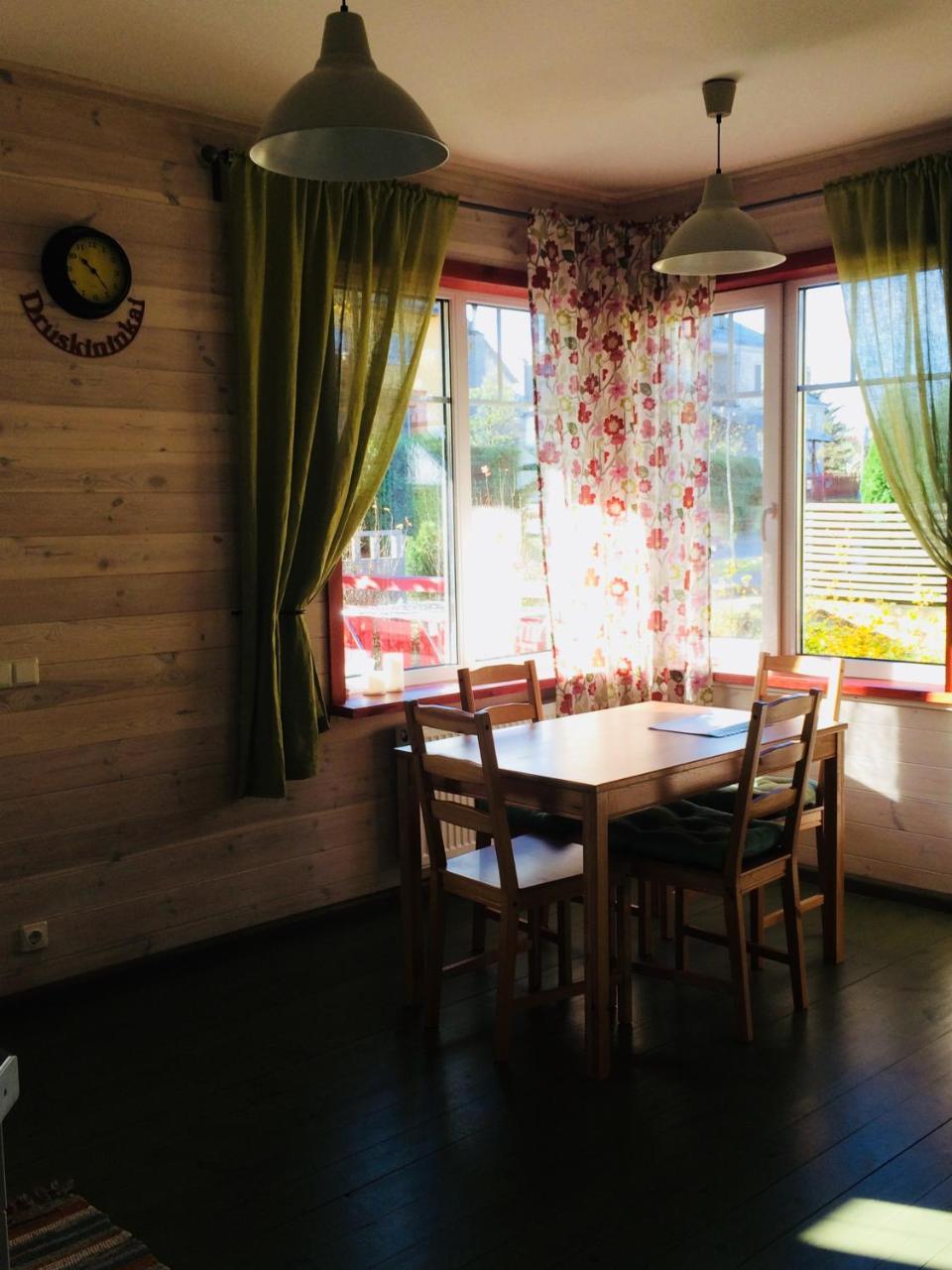 Guest House Mr Fox ดรูซกินินไก ภายนอก รูปภาพ